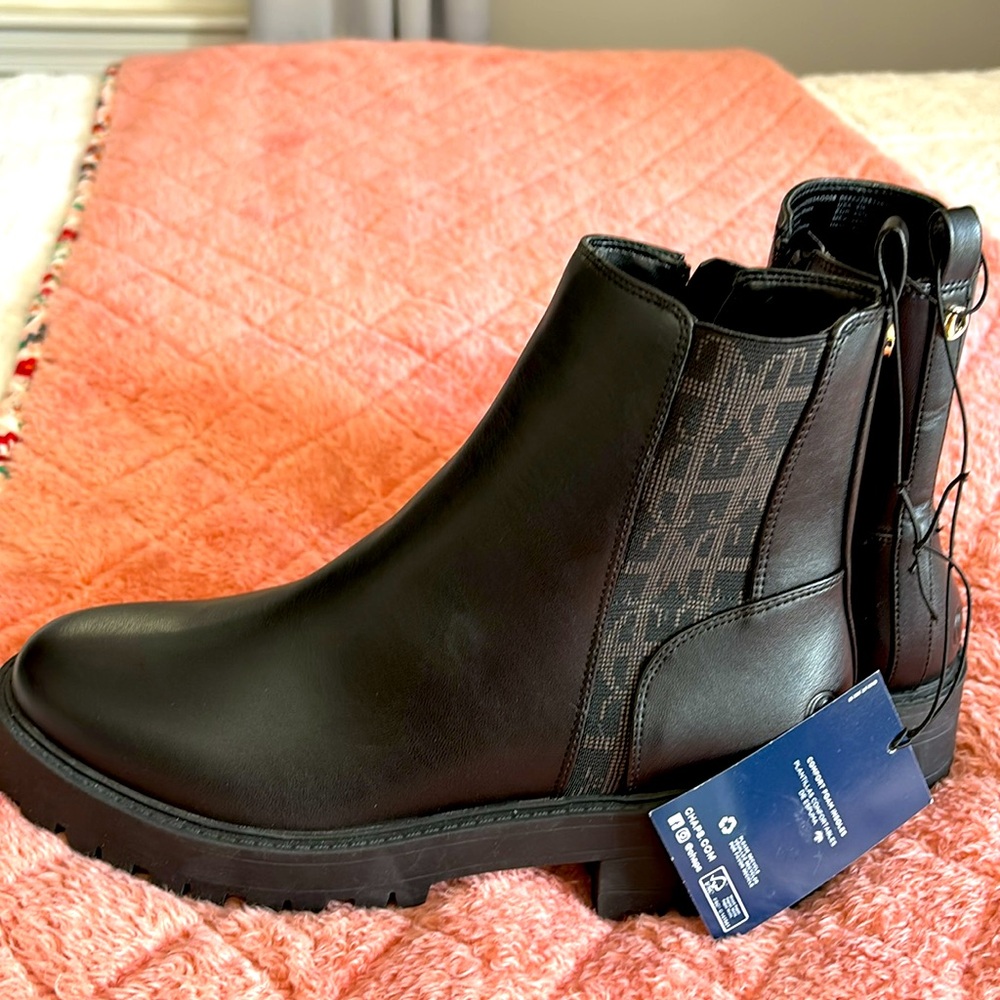 Brand NWT Chaps black lug sole ankle boot!